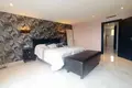 6-Schlafzimmer-Villa 675 m² la Nucia, Spanien