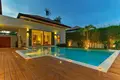 Villa de 4 habitaciones 330 m² Phuket, Tailandia