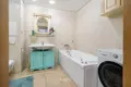 Mieszkanie 2 pokoi 66 m² Mińsk, Białoruś