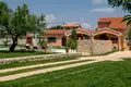 villa de 5 dormitorios 730 m² Kozino, Croacia