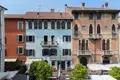 Attique 6 chambres 282 m² Desenzano del Garda, Italie