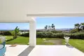 3 bedroom apartment  Estepona, Spain