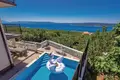 Hotel 335 m² in Crikvenica, Croatia