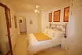 Villa de 4 dormitorios 240 m² Orihuela, España