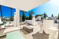 Mieszkanie 4 pokoi 195 m² Marbella, Hiszpania