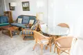 Mieszkanie 3 pokoi 75 m² Torrevieja, Hiszpania