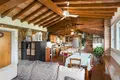 Villa 18 rooms 750 m² Salo, Italy