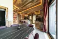 Chalet 5 bedrooms  in Albertville, France