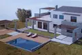 5 bedroom house 250 m² Nikiti, Greece