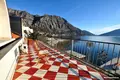 villa de 5 dormitorios 270 m² Risan, Montenegro
