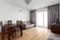 Apartamento 3 habitaciones 77 m² en Varsovia, Polonia