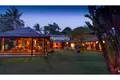 4-Schlafzimmer-Villa 450 m² Cepaka, Indonesien