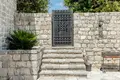 Villa 20 zimmer 800 m² Prcanj, Montenegro