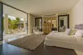 5-Schlafzimmer-Villa 2 360 m² Phuket, Thailand