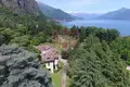 5 bedroom villa 1 300 m² Griante, Italy