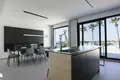 Casa 6 habitaciones 415 m² Elche, España