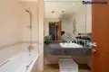 Apartamento 2 habitaciones 1 568 m² Dubái, Emiratos Árabes Unidos