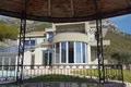 Villa de 4 dormitorios 570 m² Sustas, Montenegro
