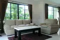 3-Schlafzimmer-Villa 200 m² Phuket, Thailand