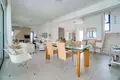 Dom 5 pokojów 188 m² Koinoteta Times, Cypr