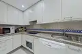 Mieszkanie 3 pokoi 271 m² Marbella, Hiszpania