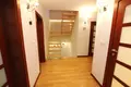 Haus 7 Zimmer 357 m² Warschau, Polen