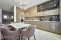 Mieszkanie 2 pokoi 80 m² Mińsk, Białoruś