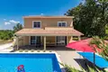 4 bedroom Villa 220 m² Grad Pula, Croatia