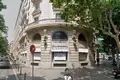 Commercial property 865 m² in Barcelona, Spain