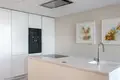 2 bedroom apartment 115 m² Estepona, Spain