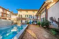 Haus 10 Zimmer 426 m² Lonato del Garda, Italien