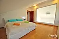 Квартира 3 спальни 135 м² Доброта, Черногория