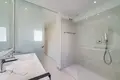 3 bedroom apartment 235 m² Estepona, Spain