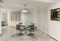 Dom 5 pokojów 350 m² Agios Tychonas, Cypr