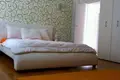 Квартира 3 спальни 200 м² Дженовичи, Черногория
