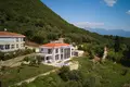 4 bedroom Villa 338 m² Kumbor, Montenegro