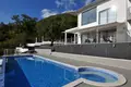 Casa 4 habitaciones 390 m² Tivat, Montenegro