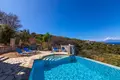 3 bedroom villa 240 m² Loutses, Greece