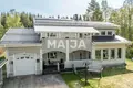 Haus 5 zimmer 180 m² Ylitornio, Finnland