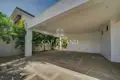House 307 m² The Vale, Mauritius