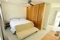Таунхаус 3 спальни 155 м² Coxen Hole, Гондурас