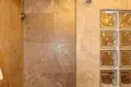2 bedroom condo 99 m² West Bay, Honduras