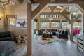 Dom drewniany w stylu górskim 6 pokojów 250 m² w Ceyssat, Francja