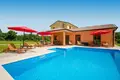 6 bedroom villa 280 m² Porec, Croatia