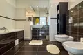 Apartamento 4 habitaciones 160 m² en Varsovia, Polonia