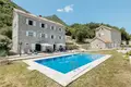 Villa 20 zimmer 800 m² Prcanj, Montenegro