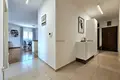Wohnung 3 Schlafzimmer 103 m² in Budva, Montenegro