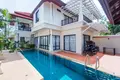 Villa de tres dormitorios 234 m² Phuket, Tailandia