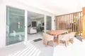 Condo 3 bedrooms 186 m² West Bay, Honduras
