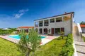 3 bedroom villa 250 m² Porec, Croatia